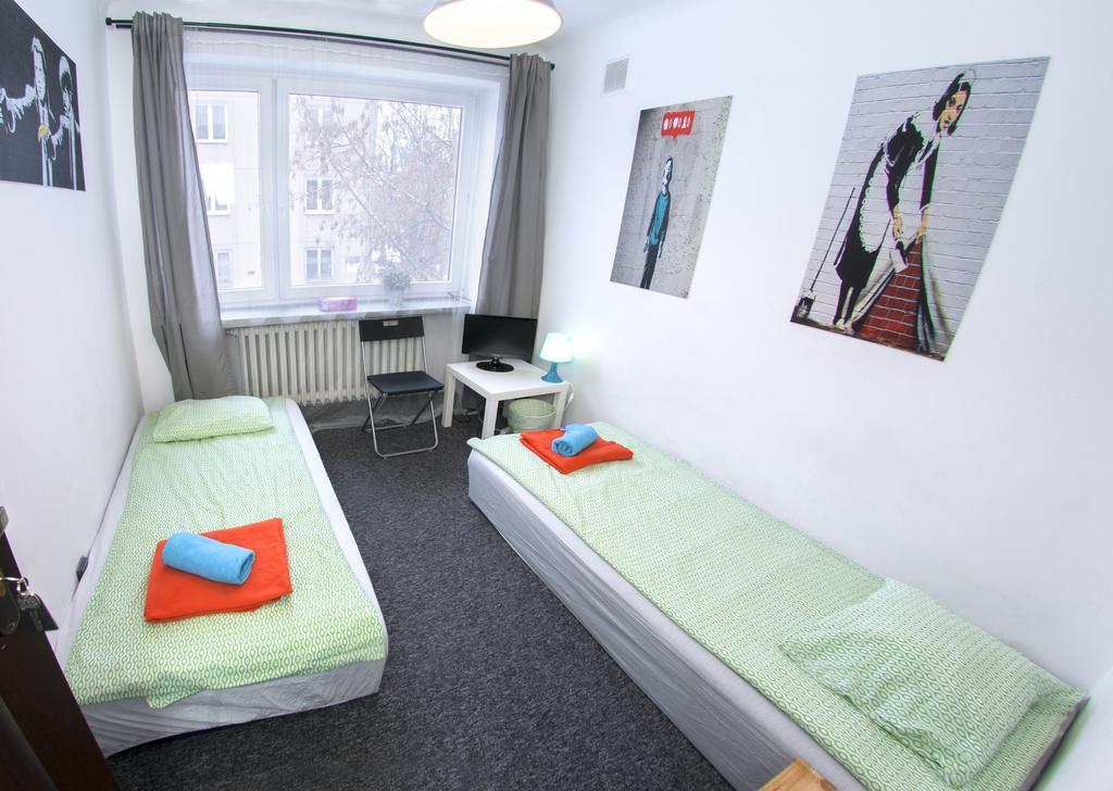 Wierzbno Hostel Warsaw Exterior photo