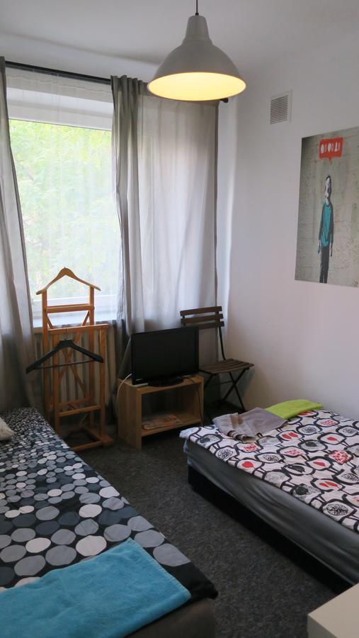 Wierzbno Hostel Warsaw Exterior photo