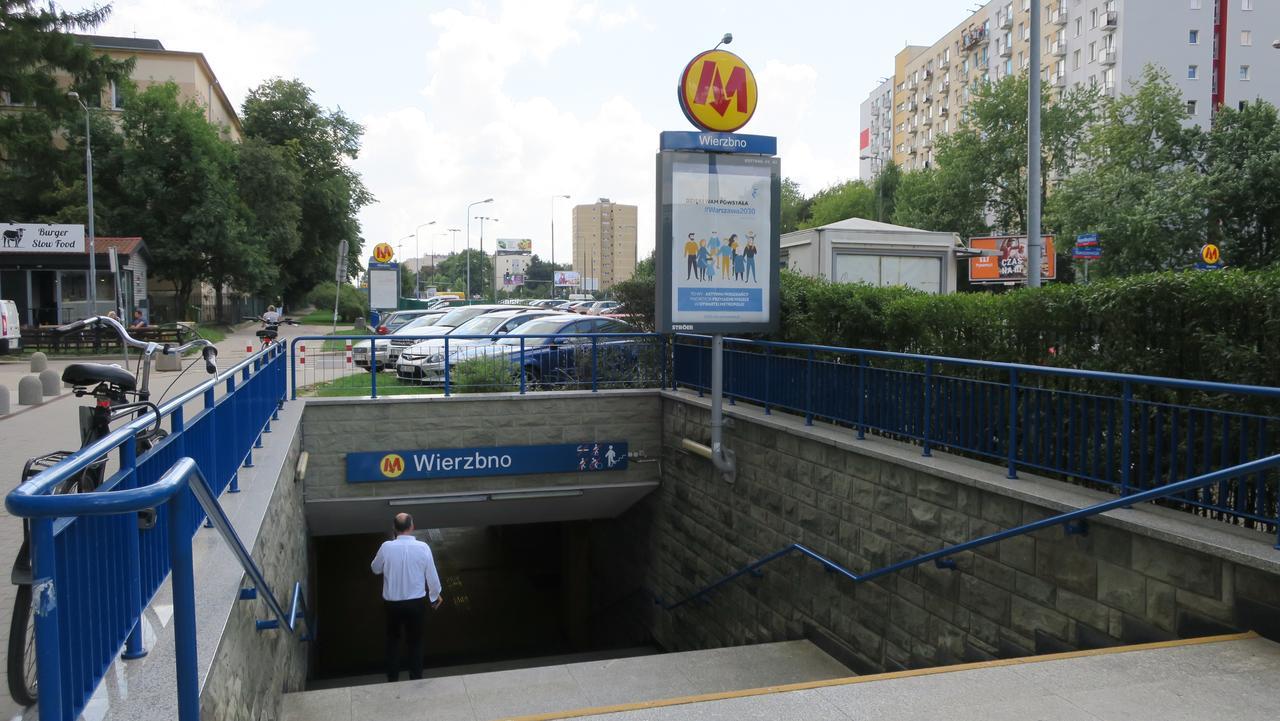 Wierzbno Hostel Warsaw Exterior photo